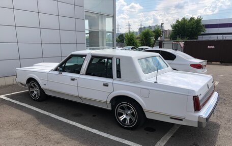 Lincoln Town Car II, 1989 год, 5 000 000 рублей, 16 фотография