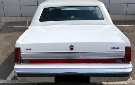 Lincoln Town Car II, 1989 год, 5 000 000 рублей, 14 фотография