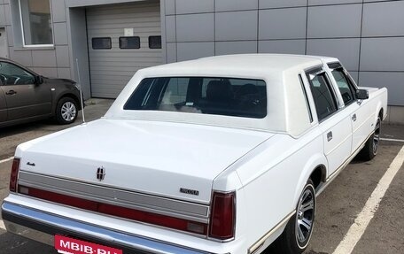 Lincoln Town Car II, 1989 год, 5 000 000 рублей, 15 фотография