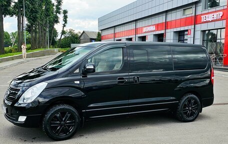 Hyundai H-1 II рестайлинг, 2016 год, 2 700 000 рублей, 5 фотография