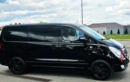 Hyundai H-1 II рестайлинг, 2016 год, 2 700 000 рублей, 7 фотография