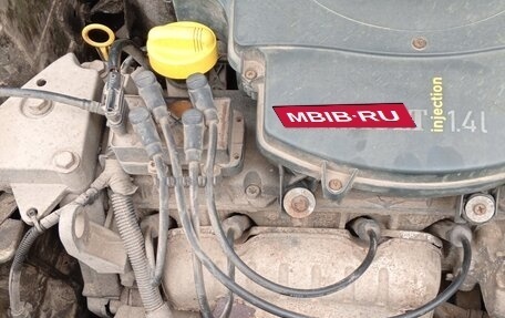 Renault Symbol I, 2002 год, 250 000 рублей, 17 фотография