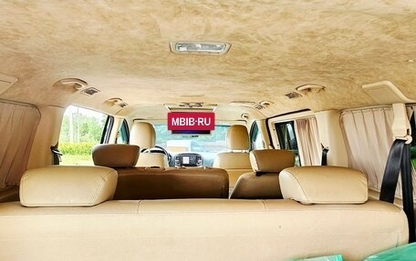 Hyundai H-1 II рестайлинг, 2016 год, 2 700 000 рублей, 13 фотография