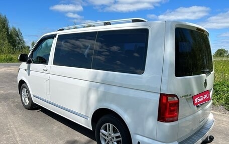Volkswagen Multivan T6 рестайлинг, 2015 год, 4 300 000 рублей, 6 фотография