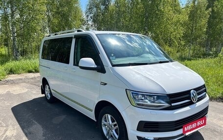 Volkswagen Multivan T6 рестайлинг, 2015 год, 4 300 000 рублей, 3 фотография