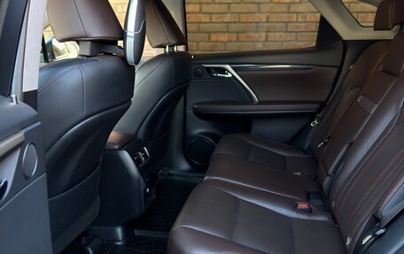 Lexus RX IV рестайлинг, 2018 год, 4 600 000 рублей, 6 фотография