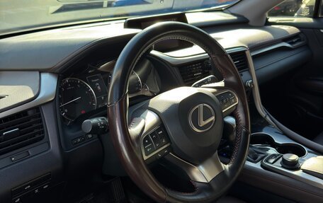 Lexus RX IV рестайлинг, 2018 год, 4 600 000 рублей, 13 фотография