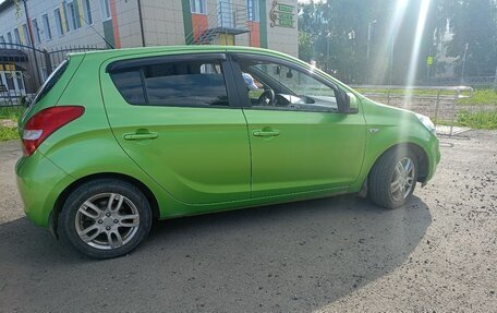 Hyundai i20 IB рестайлинг, 2010 год, 870 000 рублей, 2 фотография