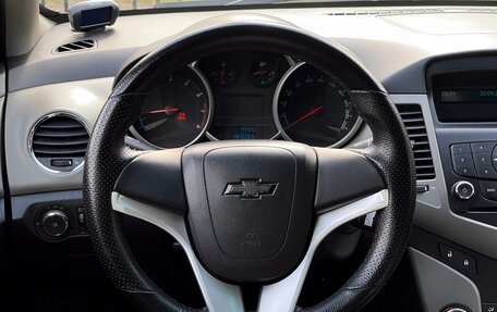 Chevrolet Cruze II, 2011 год, 749 000 рублей, 12 фотография