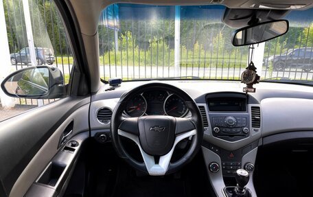 Chevrolet Cruze II, 2011 год, 749 000 рублей, 11 фотография