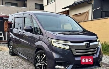 Honda Stepwgn IV, 2020 год, 1 490 000 рублей, 2 фотография