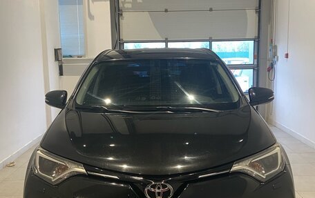 Toyota RAV4, 2015 год, 1 830 000 рублей, 3 фотография
