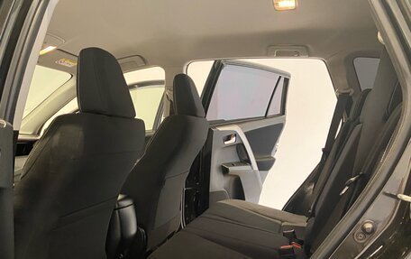 Toyota RAV4, 2015 год, 1 830 000 рублей, 13 фотография
