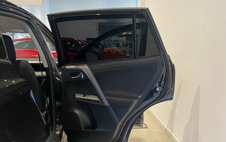 Toyota RAV4, 2015 год, 1 830 000 рублей, 10 фотография