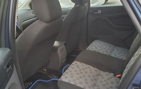 Ford Focus II рестайлинг, 2005 год, 275 000 рублей, 3 фотография