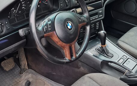 BMW 5 серия, 2000 год, 400 000 рублей, 21 фотография