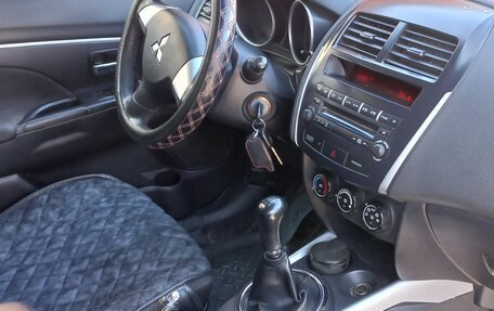 Mitsubishi ASX I рестайлинг, 2010 год, 890 000 рублей, 11 фотография