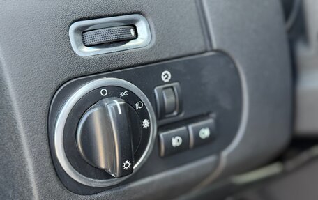 Land Rover Discovery IV, 2013 год, 1 990 000 рублей, 13 фотография