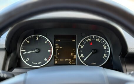 Land Rover Discovery IV, 2013 год, 1 990 000 рублей, 25 фотография