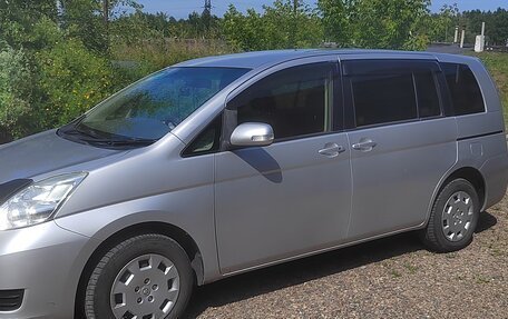 Toyota ISis I, 2012 год, 1 350 000 рублей, 5 фотография