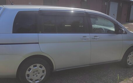 Toyota ISis I, 2012 год, 1 350 000 рублей, 8 фотография