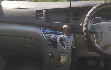 Toyota ISis I, 2012 год, 1 350 000 рублей, 11 фотография