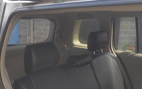 Toyota ISis I, 2012 год, 1 350 000 рублей, 14 фотография