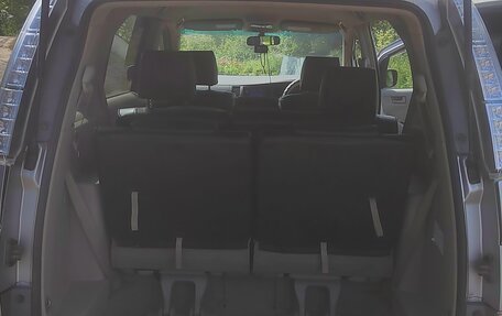 Toyota ISis I, 2012 год, 1 350 000 рублей, 19 фотография