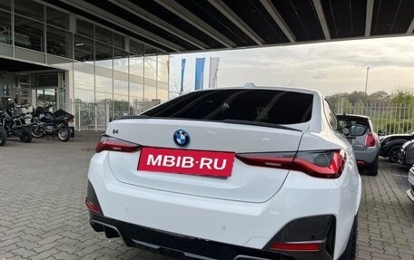 BMW i4, 2022 год, 7 200 000 рублей, 4 фотография