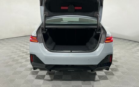 BMW 5 серия, 2025 год, 10 955 000 рублей, 8 фотография