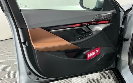 BMW 5 серия, 2025 год, 10 955 000 рублей, 9 фотография