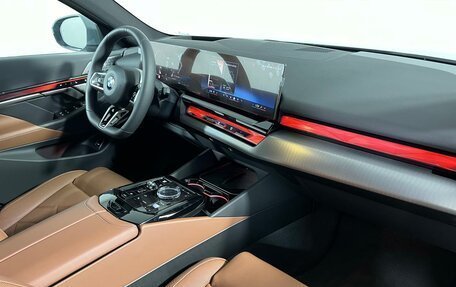 BMW 5 серия, 2025 год, 10 955 000 рублей, 14 фотография