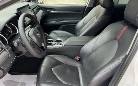 Toyota Camry, 2021 год, 3 360 000 рублей, 12 фотография