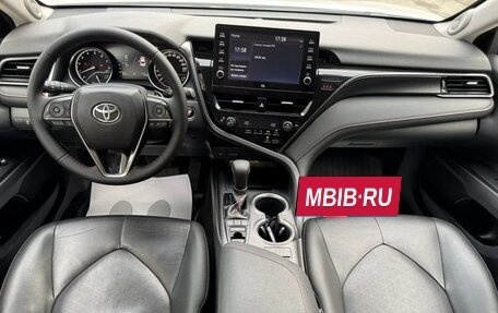 Toyota Camry, 2021 год, 3 360 000 рублей, 15 фотография