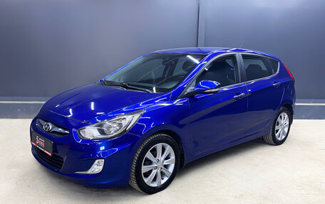 Hyundai Solaris II рестайлинг, 2011 год, 780 000 рублей, 1 фотография