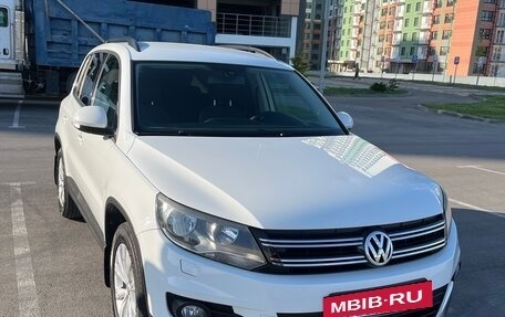 Volkswagen Tiguan I, 2015 год, 1 600 000 рублей, 5 фотография