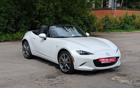 Mazda MX-5, 2023 год, 2 890 000 рублей, 2 фотография