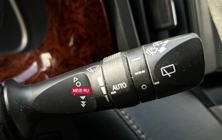 Toyota RAV4, 2015 год, 1 900 000 рублей, 21 фотография