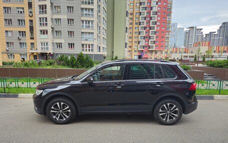 Volkswagen Tiguan II, 2019 год, 3 100 000 рублей, 2 фотография