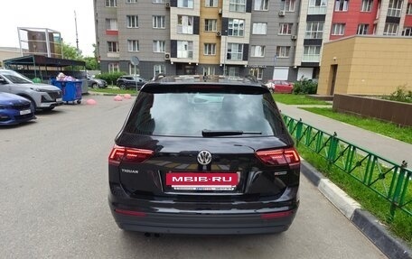 Volkswagen Tiguan II, 2019 год, 3 100 000 рублей, 3 фотография