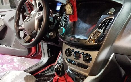 Ford Focus III, 2011 год, 850 000 рублей, 15 фотография