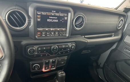 Jeep Wrangler, 2018 год, 4 500 000 рублей, 23 фотография