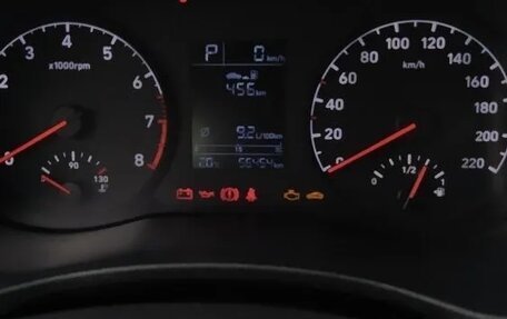 Hyundai Solaris II рестайлинг, 2019 год, 1 700 000 рублей, 4 фотография