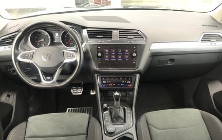 Volkswagen Tiguan II, 2021 год, 3 490 000 рублей, 6 фотография