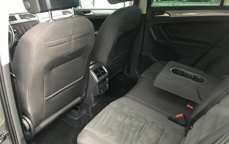 Volkswagen Tiguan II, 2021 год, 3 490 000 рублей, 9 фотография