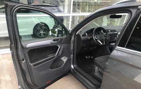 Volkswagen Tiguan II, 2021 год, 3 490 000 рублей, 22 фотография