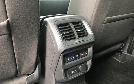 Volkswagen Tiguan II, 2021 год, 3 490 000 рублей, 29 фотография