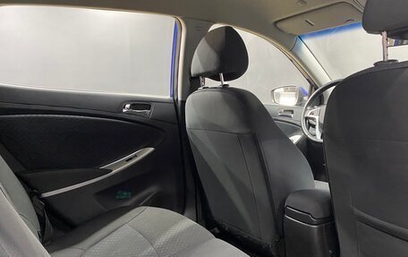 Hyundai Solaris II рестайлинг, 2011 год, 780 000 рублей, 10 фотография