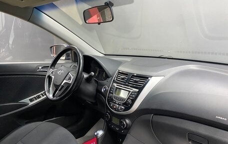 Hyundai Solaris II рестайлинг, 2011 год, 780 000 рублей, 9 фотография