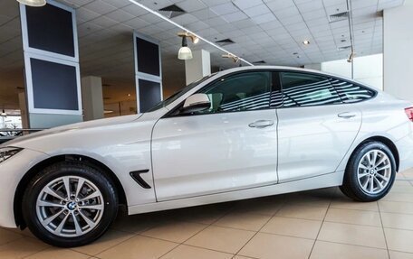 BMW 3 серия, 2018 год, 3 100 000 рублей, 5 фотография